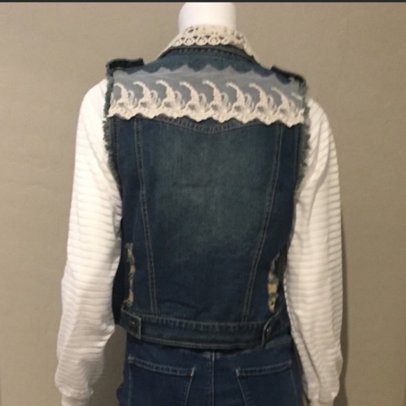 1 Left! L Love Blue Distressed Denim Vest - Picture 2 of 6